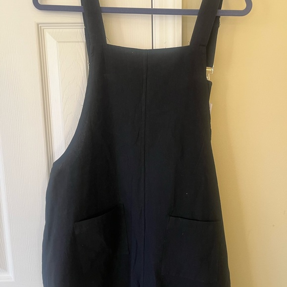 Women’s Overall Shorts - Picture 4 of 5